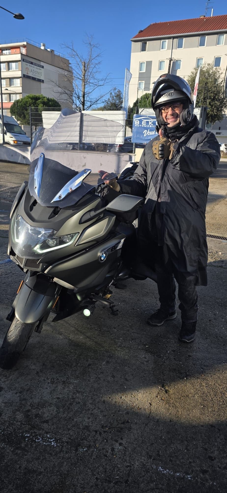 Chauffeur moto taxi pour transfert CDG